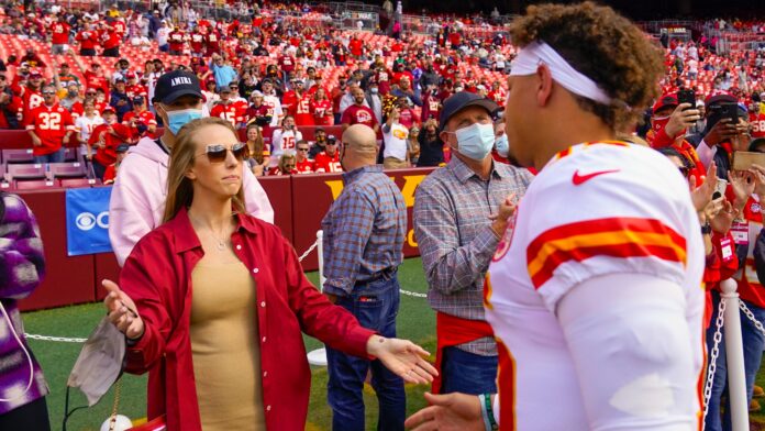 Brittany Mahomes pays tribute to ‘gameday sidekicks’ on Chiefs gameday as fans gasp ‘I need those kicks’
